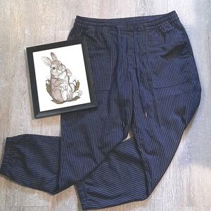 ☀️ 3/$20 Pinstripe drawstring pants